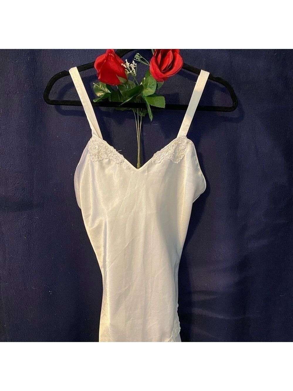 VAL MODE Sexy Lingerie Beautiful Silky, Satin look w/Lace, Pearls & Sequins Sz M